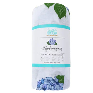 Muslin Swaddle Blankets and Bibs
